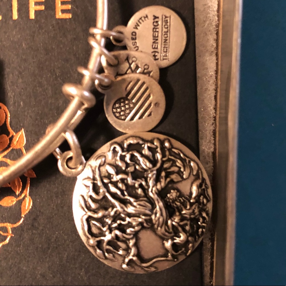 Alex & ani tree of life bracelet BNWT